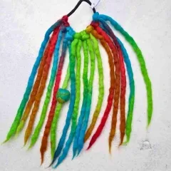 Neon-Filzzipfel Haargummi im Dreadlock-Look mit Filzkugel