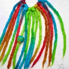 Neon-Filzzipfel Haargummi im Dreadlock-Look mit Filzkugel